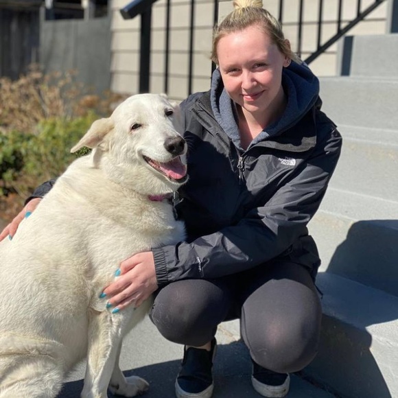 Meet your Posher, Madison - Picture 1 of 1